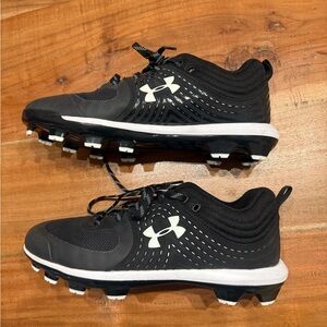 Under Armour Women’s Cleats